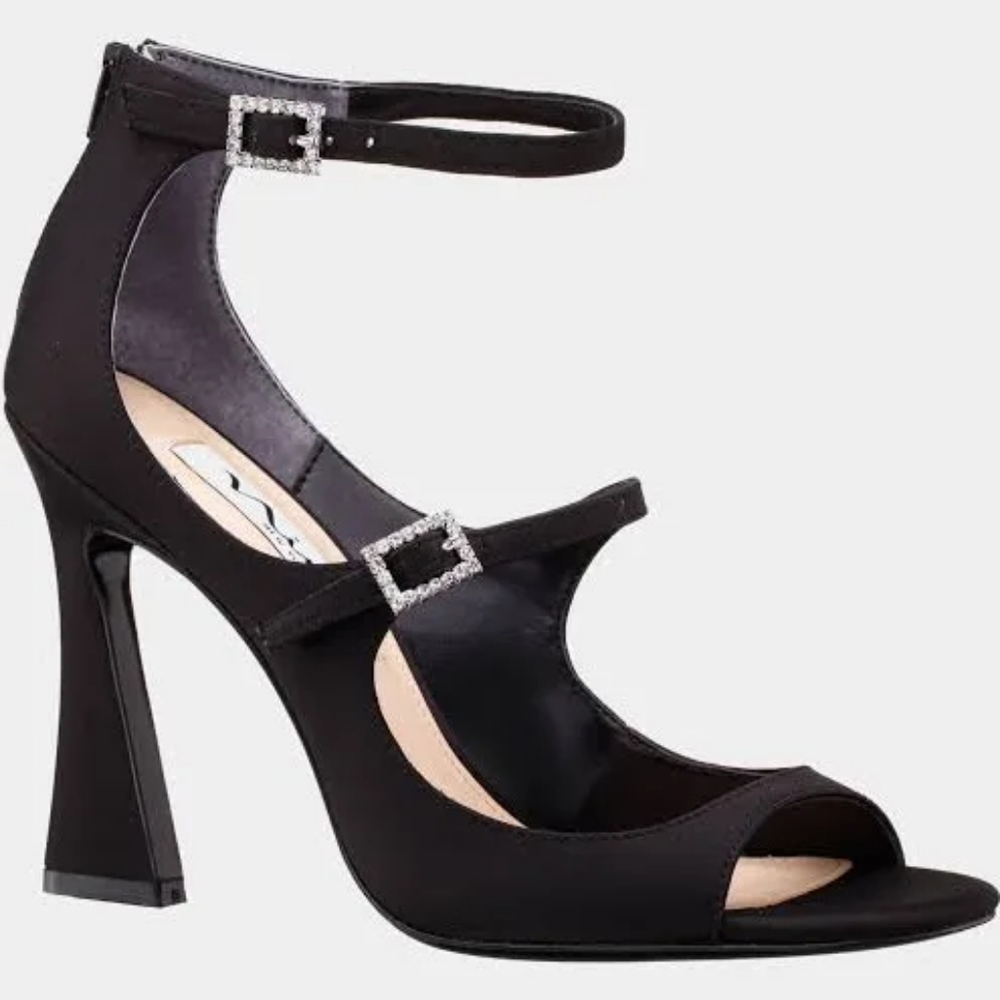 Deja Strappy Pump